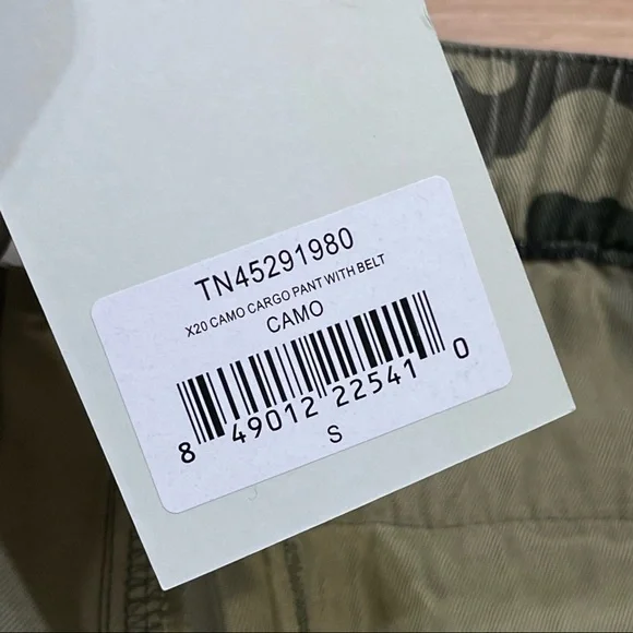 NWT Pam & Gela Camo Cargo Pants with Belt Size S Multicolor - Picture 12 of 13